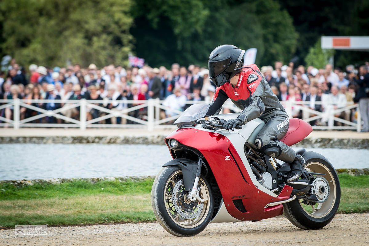 Présentation de la moto MV Agusta F4Z Zagato à Chantilly MV Agusta F4Z Zagato à Chantilly, Arts et Elegance 2016