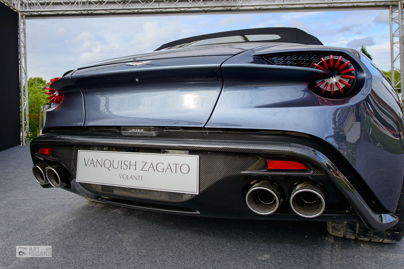 Aston Martin Vanquish Zagato Volante Présentation de l'Aston Martin Vanquish Zagato Volante