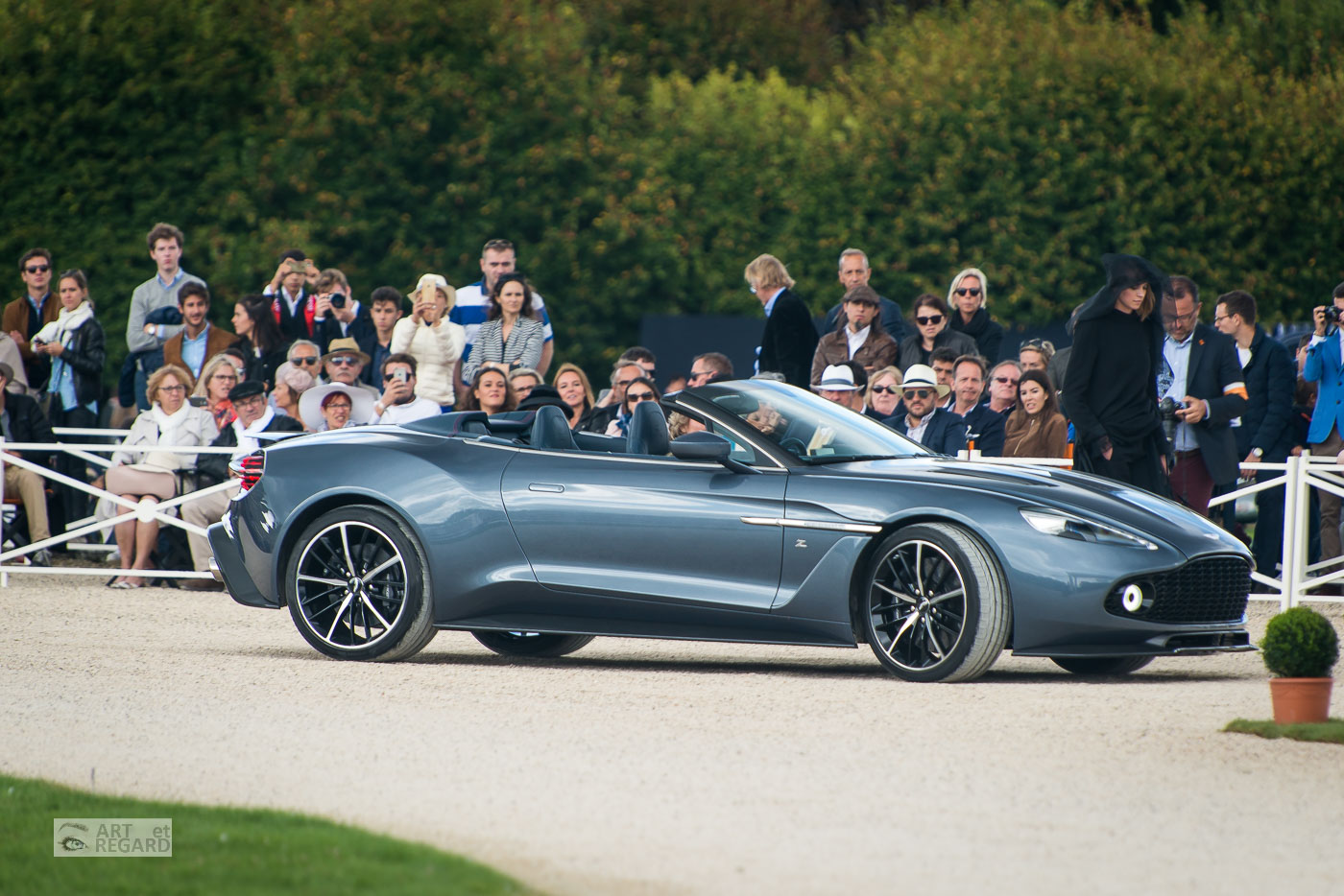 Aston Martin Vanquish Zagato Volante Présentation de l'Aston Martin Vanquish Zagato Volante