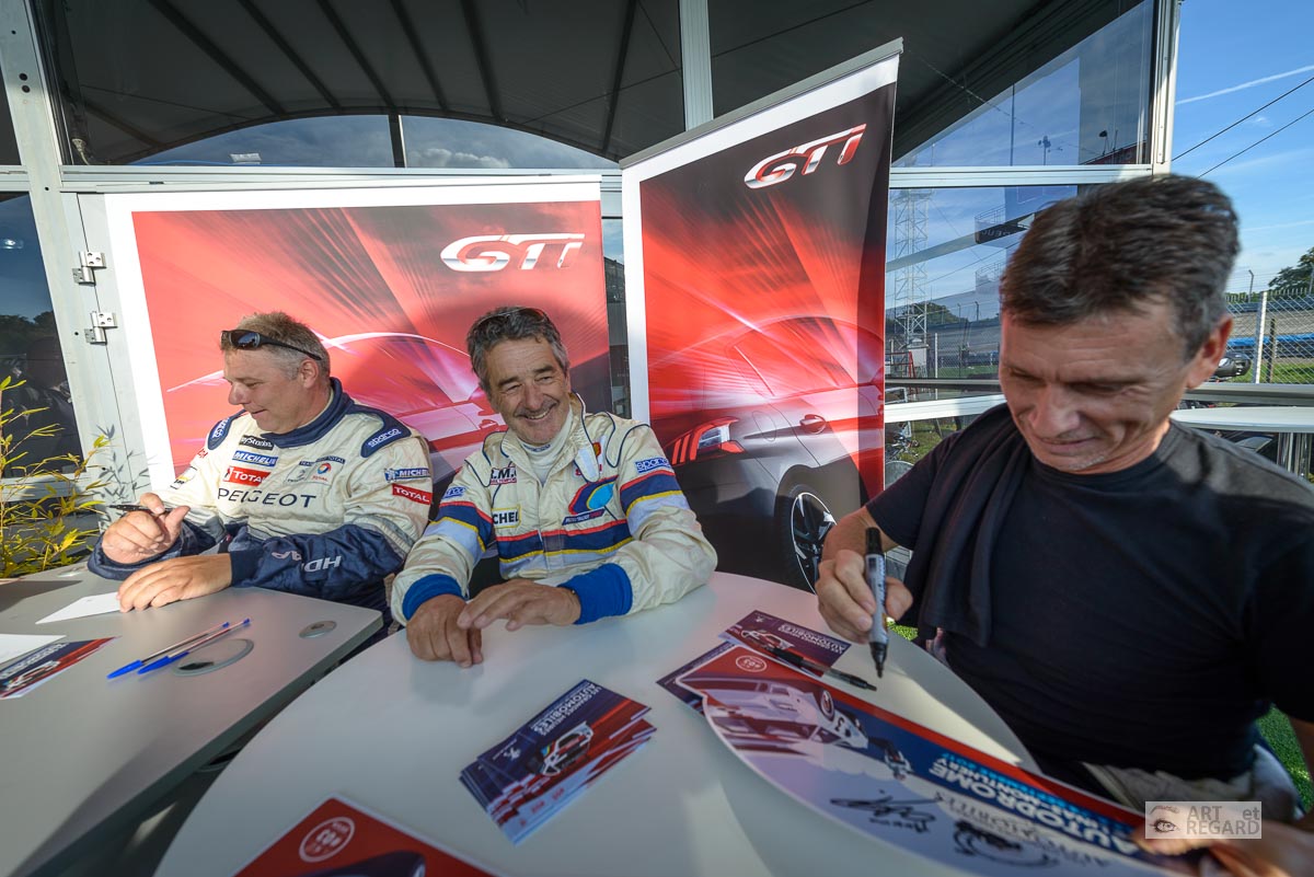 Pilotes Peugeot : Cédric Robert,Bruno Saby,Gilles Panizzi (de gauche à droite) montlhéry,2017,peugeot,course automobile,Cédric Robert,Bruno Saby,Gilles Panizzi