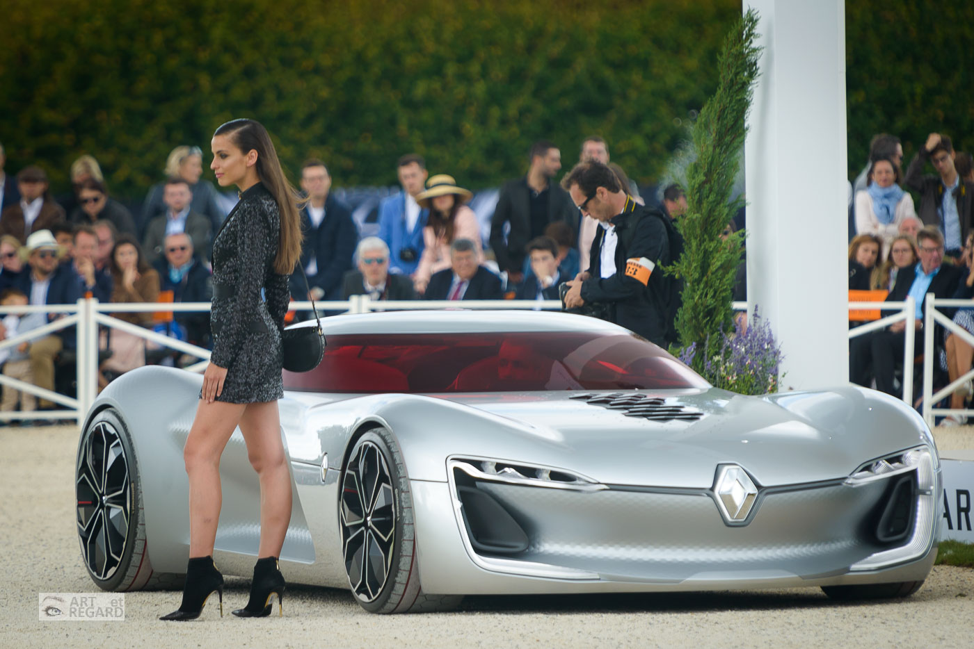 Renault TREZOR Présentation de la Renault TREZOR
