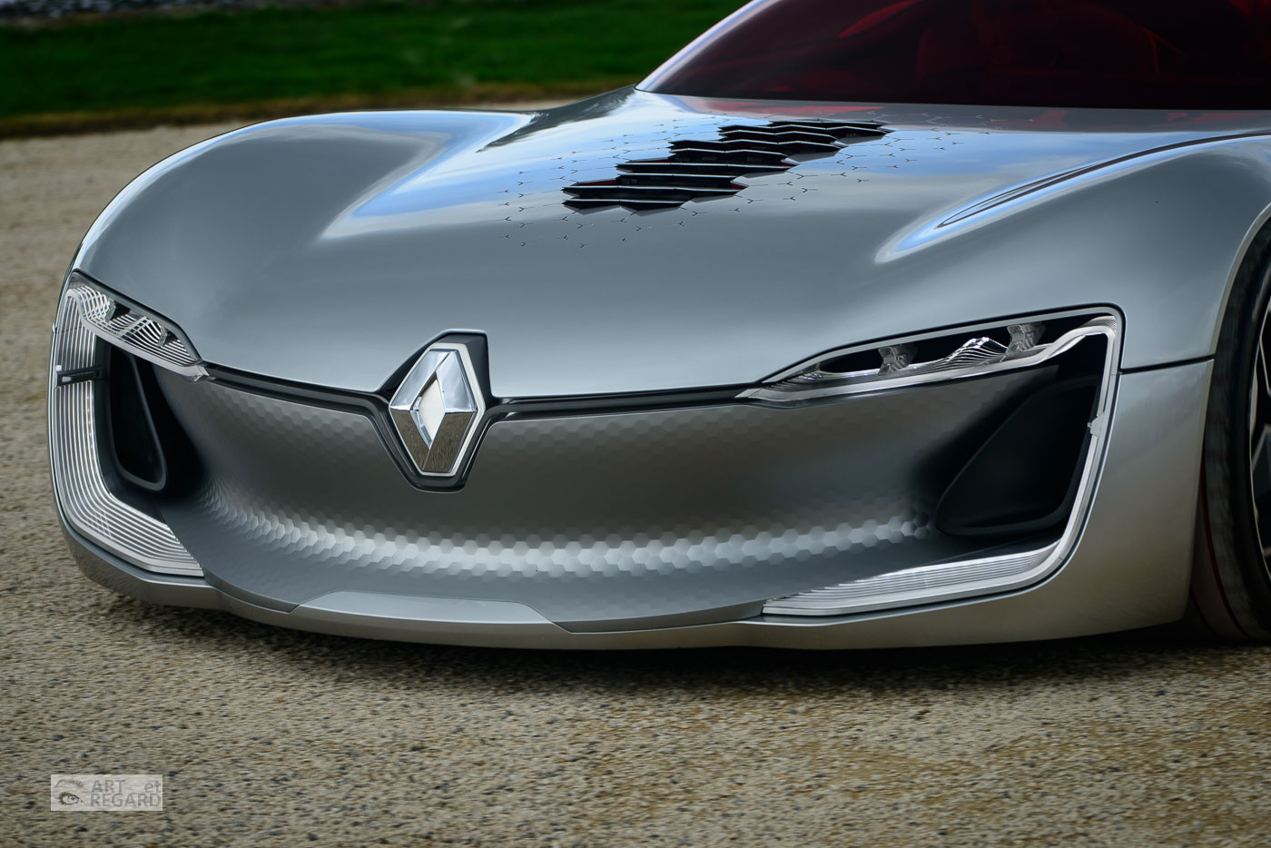 Renault TREZOR Présentation de la Renault TREZOR